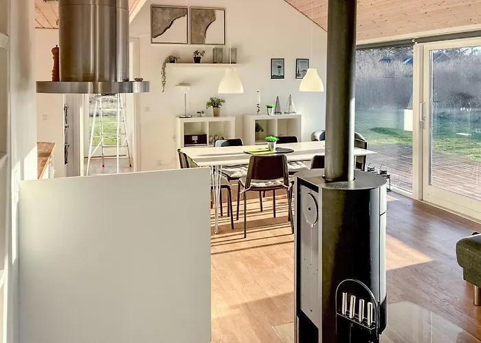 3 Bedroom Amazing In Vakantiehuis Brovst
