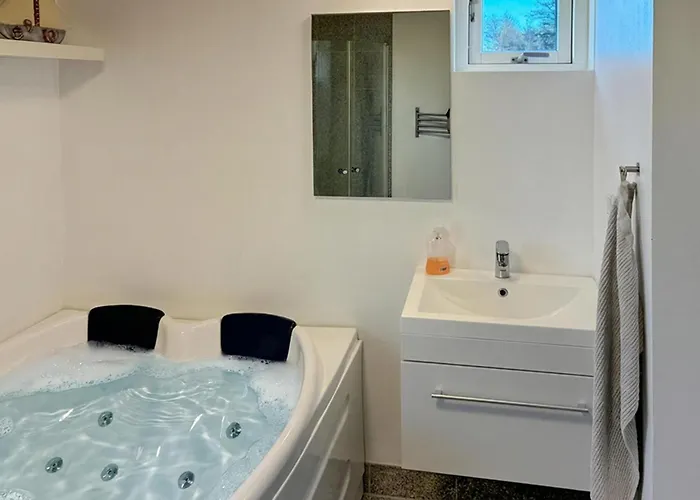 3 Bedroom Amazing In Vakantiehuis