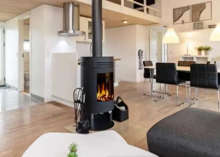 3 Bedroom Amazing In Vakantiehuis *
